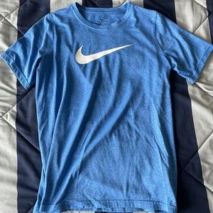 Boys XL Nike T-shirt